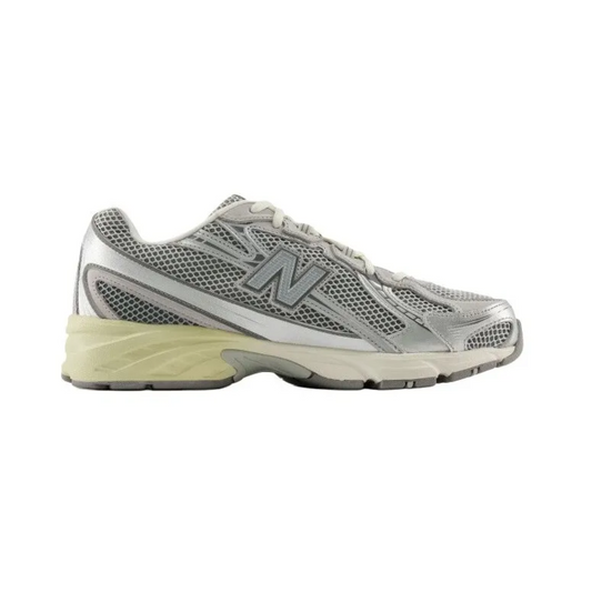 New Balance 740