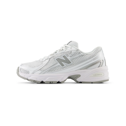 New Balance 740 (s)